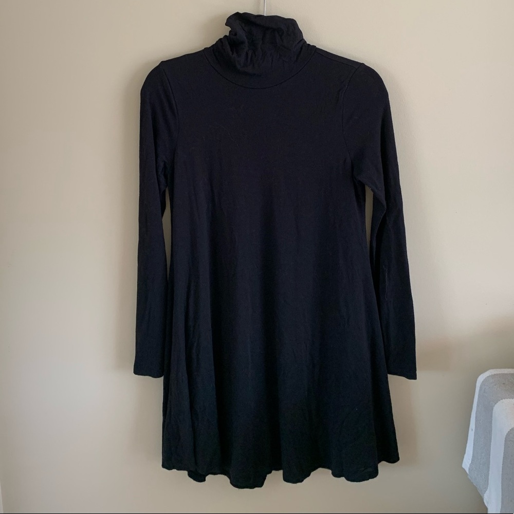 Black Lulus Turtleneck Dress